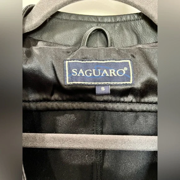 Saguaro Black Leather Vest. - Picture 5 of 7